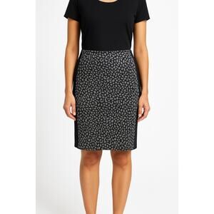 41 Hawthorn Gray Leopard Knit Pencil Skirt  Size Large